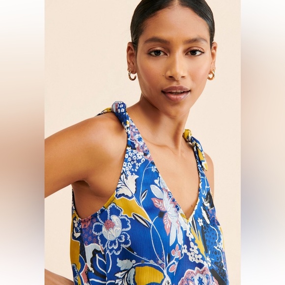 ‘Weekend in Montauk’ Vibrant Crop​ Top - Picture 4 of 11